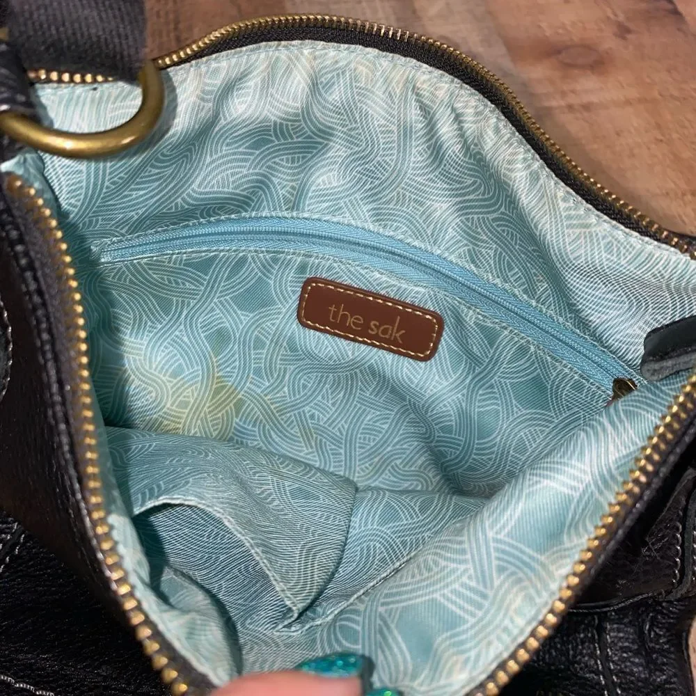 THE SAK IRIS LEATHER CROSSBODY BAG